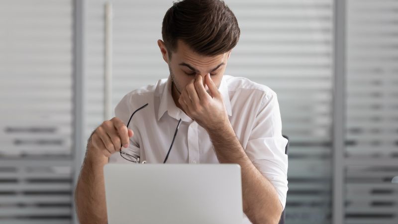 5 nhóm nguyên nhân gây khô mắt phổ biến nhất hiện nay